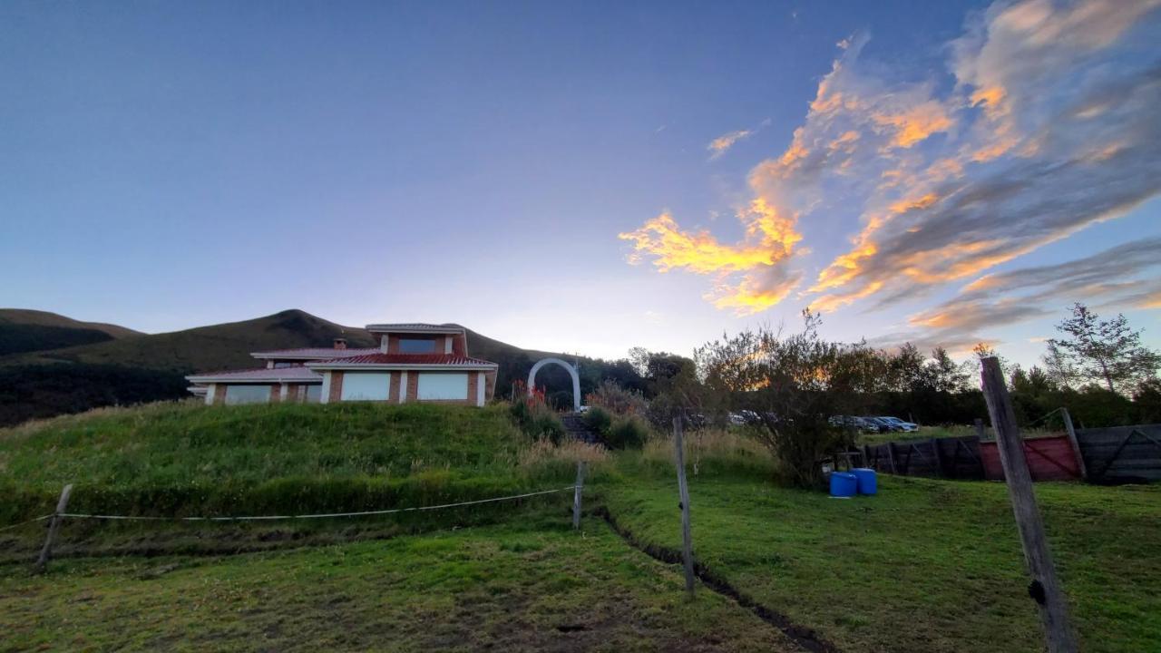 Balcon Al Cotopaxi Hosteria Sangolquí エクステリア 写真